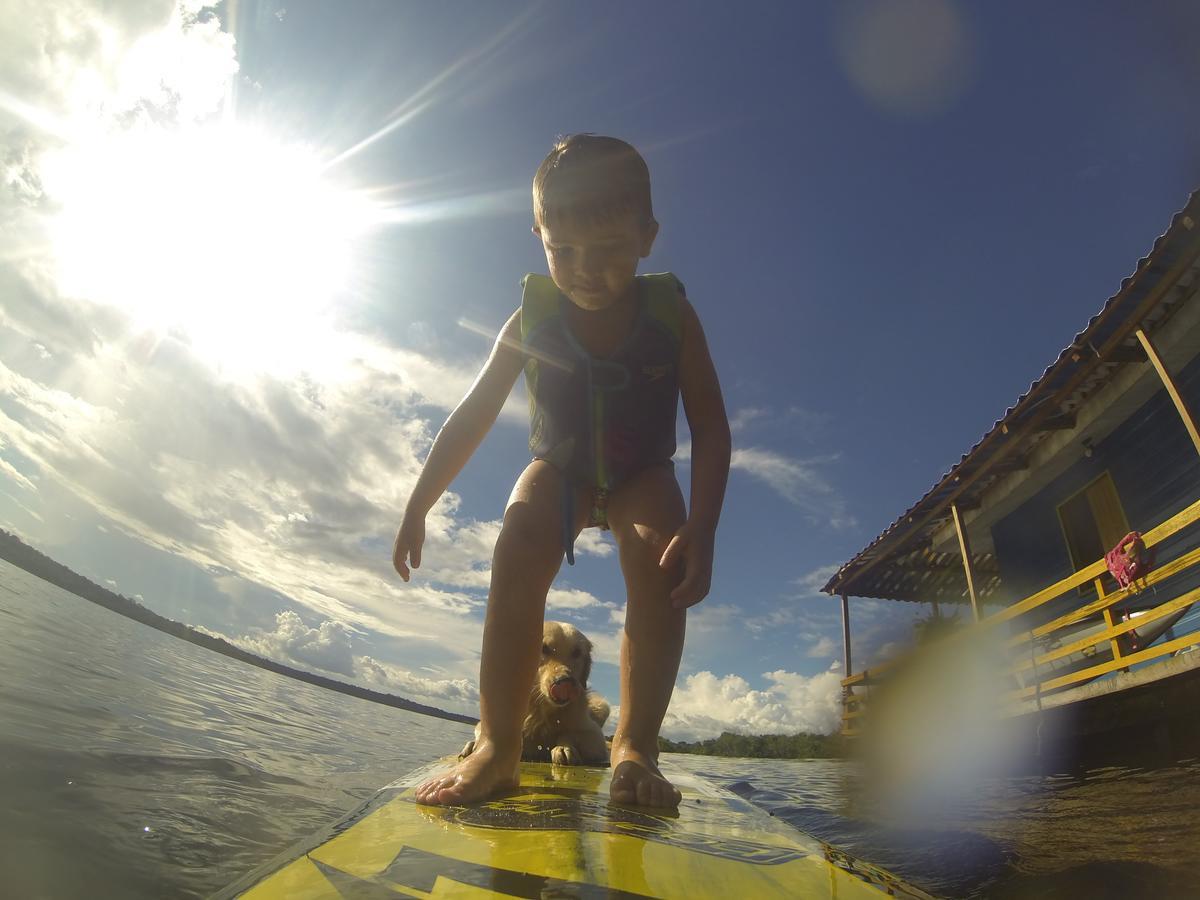 Abare House Floating Hostel Manaus Exteriör bild